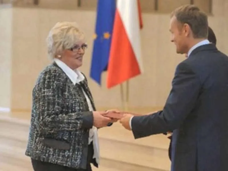 Ile naprawdę zarabia honorowy profesor oświaty: zaskakujące fakty o gratyfikacji
