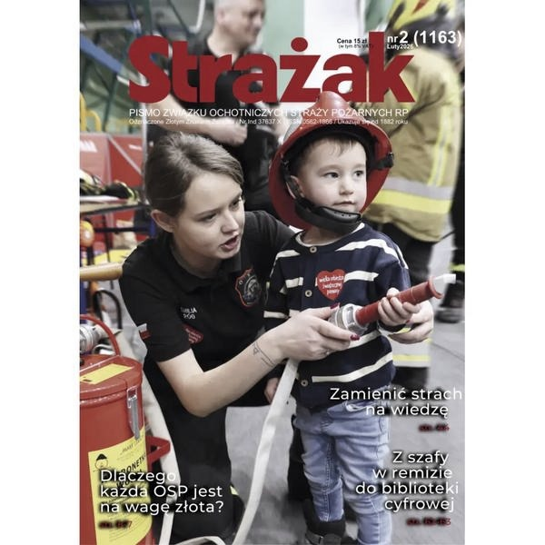 Ile zarabia strażak po studiach? Pensja na start i różnice w zarobkach