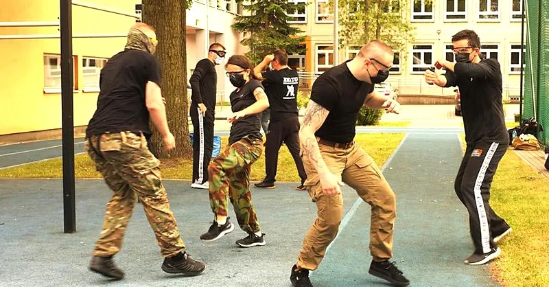 Zajęcia z samoobrony w Warszawie – jak wybrać idealny kurs dla siebie?