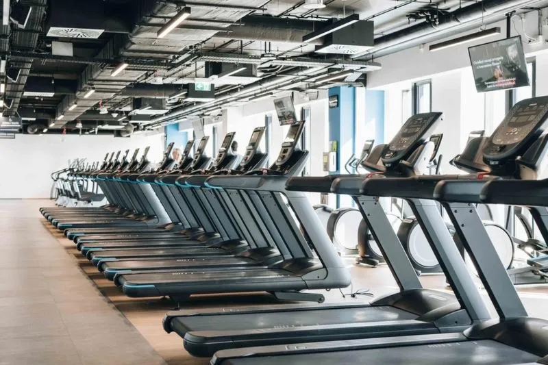 Zdrofit: Jak z pomocą trenera skutecznie osiągnąć swoje cele fitness?