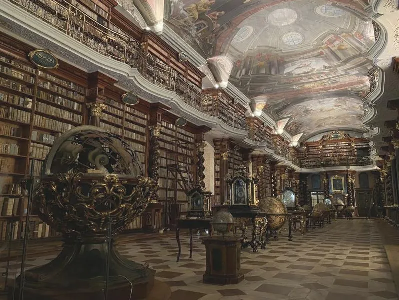 Historia uniwersytetów